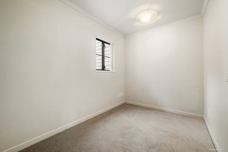 Photo of property in 24/8 Carolina Place, Albany, Auckland, 0632