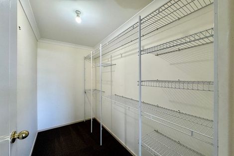 Photo of property in 25 Chieftain Rise, Goodwood Heights, Auckland, 2105