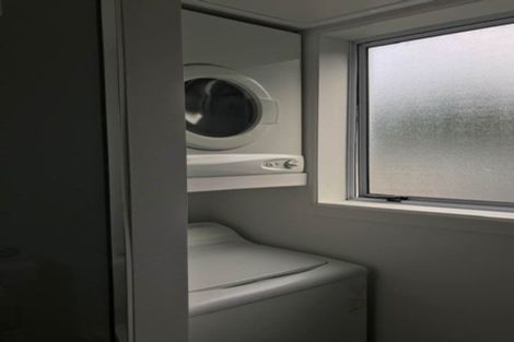 Photo of property in Windsor Court, 340u7 Tinakori Road, Thorndon, Wellington, 6011