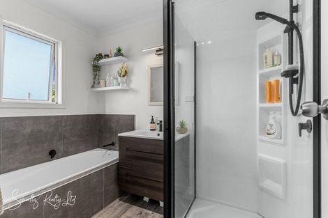 Photo of property in 194 Heatley Road, Whakapirau, Maungaturoto, 0583