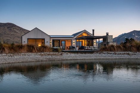 Photo of property in 10 Kahiwi Drive, Lower Shotover, 9304