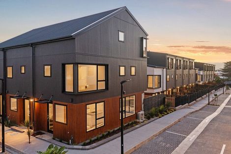 Photo of property in 18 Ara Mara Hua, Henderson, Auckland, 0612