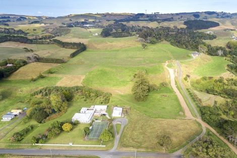 Photo of property in 41 Mcnaughten Road, Karioitahi, Waiuku, 2683