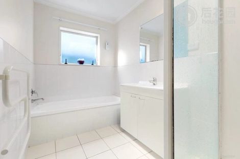 Photo of property in 1 Mandival Avenue, Flat Bush, Auckland, 2019