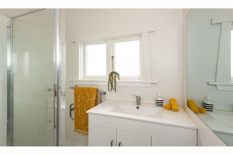 Photo of property in 8 Simeon Street, Spreydon, Christchurch, 8024