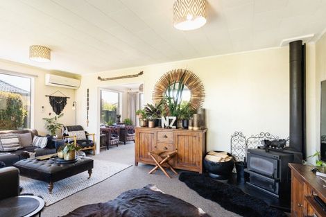 Photo of property in 2 Kent Place, Mosgiel, 9024