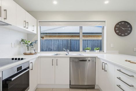 Photo of property in 35 Sutherland Drive, Kaiapoi, 7630