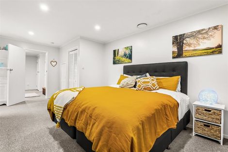 Photo of property in 84 Waitea Road, Muriwai, Waimauku, 0881