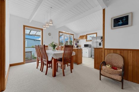 Photo of property in 31b William Bond Street, Stanley Point, Auckland, 0624