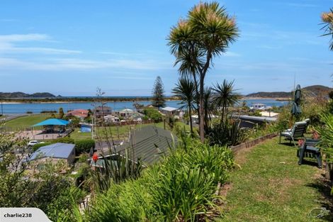 Photo of property in 8 Pine Road, Ngunguru, Whangarei, 0173