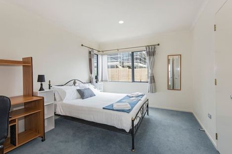 Photo of property in 114 Astley Avenue, New Lynn, Auckland, 0600