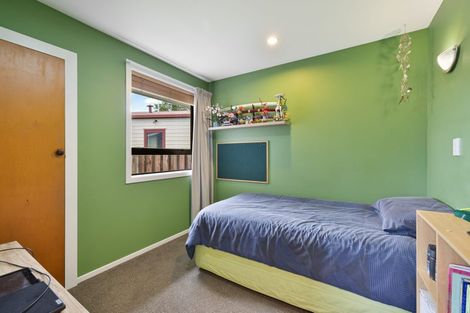 Photo of property in 92 Rowley Avenue, Hoon Hay, Christchurch, 8025