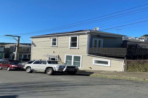 Photo of property in 5 Devon Street, Aro Valley, Wellington, 6021