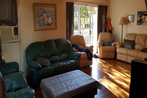 Photo of property in 53 Lawrence Crescent, Hillpark, Auckland, 2102