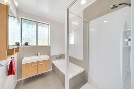 Photo of property in 9a Stuart Street, Holmes Hill, Oamaru, 9401