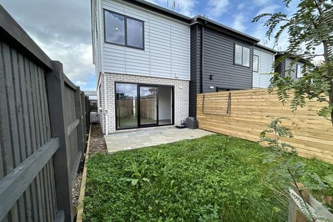 Photo of property in 27 Whati Lane, Henderson, Auckland, 0612