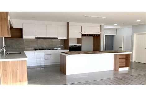 Photo of property in 15 Bruckless Drive, Flat Bush, Auckland, 2019