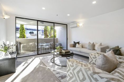 Photo of property in 1i/175 Hurstmere Road, Takapuna, Auckland, 0622