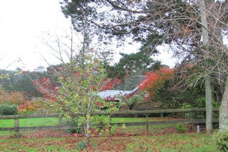 Photo of property in 16 Bernard Magnus Lane, Greenhithe, Auckland, 0632