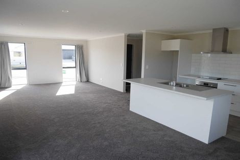 Photo of property in 36 Nicolau Avenue, Rolleston, 7615