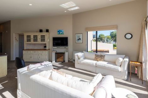 Photo of property in 338c Rosetta Road, Raumati Beach, Paraparaumu, 5032