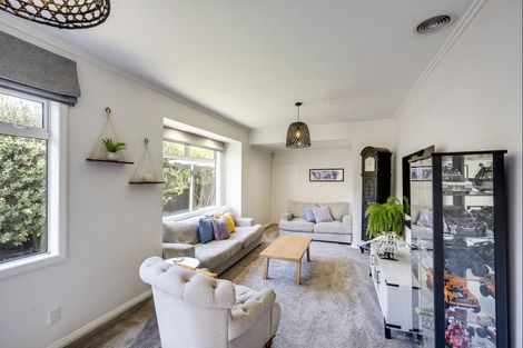 Photo of property in 1 Jervois Road, Jervoistown, Napier, 4112