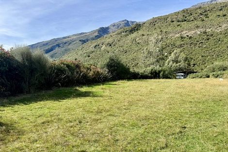 Photo of property in 2 Kiwi Street, Makarora, Wanaka, 9382