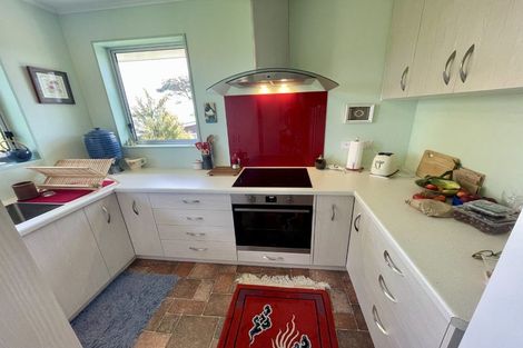 Photo of property in 68 Gurney Road, Kelson, Lower Hutt, 5010