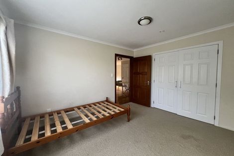 Photo of property in 16 City View Terrace, Birkenhead, Auckland, 0626