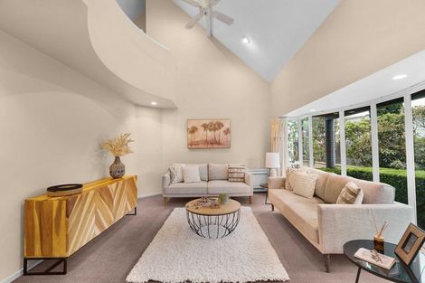 Photo of property in 4 Broadfell Avenue, Avonhead, Christchurch, 8042