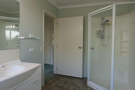 Photo of property in 15b Walton Road, Paraparaumu Beach, Paraparaumu, 5032