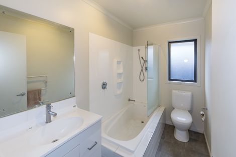 Photo of property in 35 Maclaren Road, Wigram, Christchurch, 8042