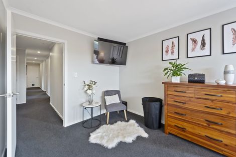 Photo of property in 22 Helen June Avenue, Flagstaff, Hamilton, 3210