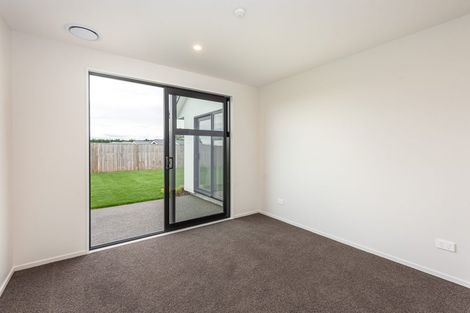 Photo of property in 18 Plover Avenue, Amberley, 7410