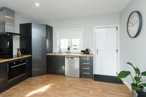 Photo of property in 8a Cuba Street, Takaro, Palmerston North, 4412