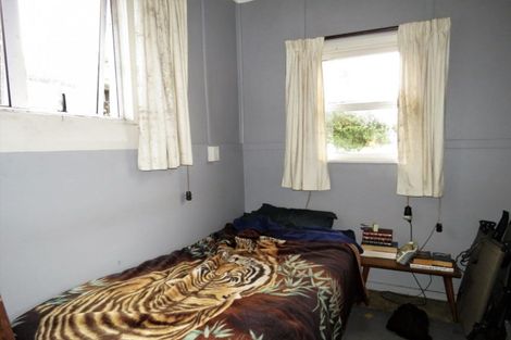 Photo of property in 58 Henley Street, Westport, 7825