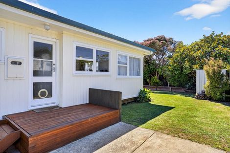 Photo of property in 1/55b Springs Road, Parakai, 0830