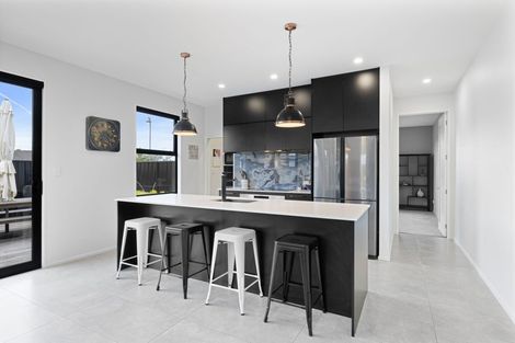 Photo of property in 15 Sincock Place, Kaiapoi, 7630
