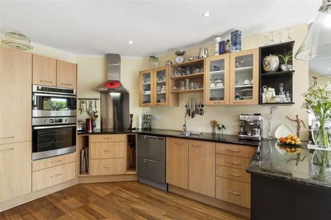 Photo of property in 1/107 Nile Road, Milford, Auckland, 0620
