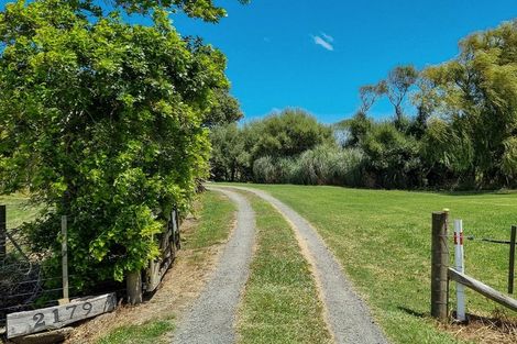 Photo of property in 2179 State Highway 16, Helensville, 0875
