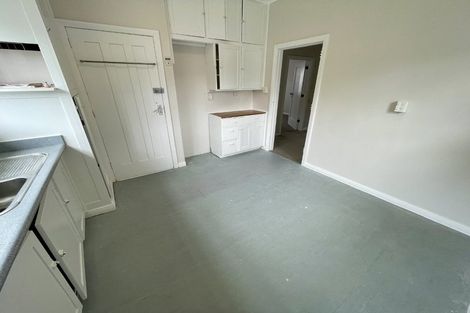 Photo of property in 8 Brook Street, Waiwhetu, Lower Hutt, 5010