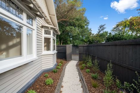 Photo of property in 1/27 Prossers Road, Saint Martins, Christchurch, 8022