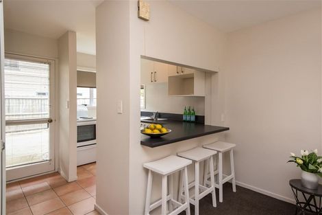 Photo of property in 5/27a Packe Street, Edgeware, Christchurch, 8013