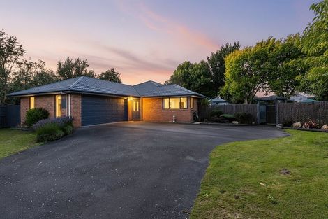 Photo of property in 40 Panckhurst Drive, Woodend, 7610