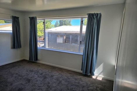 Photo of property in 102 Yaldhurst Road, Sockburn, Christchurch, 8042