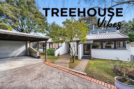 Photo of property in 8 Freemans Way, Pinehaven, Upper Hutt, 5019