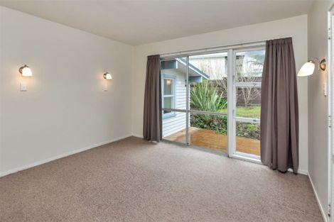 Photo of property in 18 Edge Street, Onerahi, Whangarei, 0110