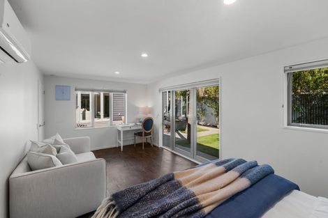 Photo of property in 14 Whitfield Street, Sumner, Christchurch, 8081