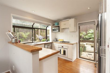 Photo of property in 10/15 Roseberry Avenue, Birkenhead, Auckland, 0626