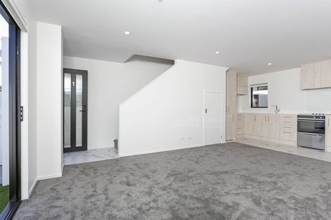 Photo of property in 1/21 Karamu Street, Te Atatu Peninsula, Auckland, 0610